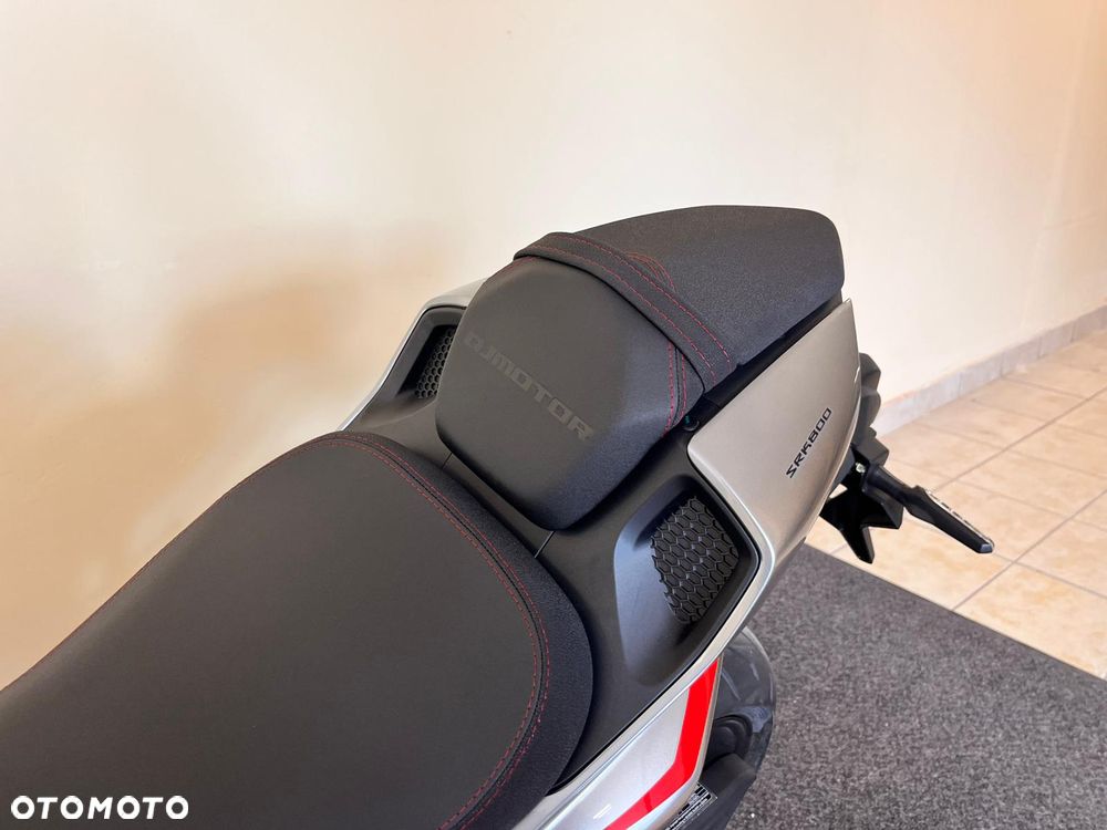 QJMOTOR SRK 800 - 21