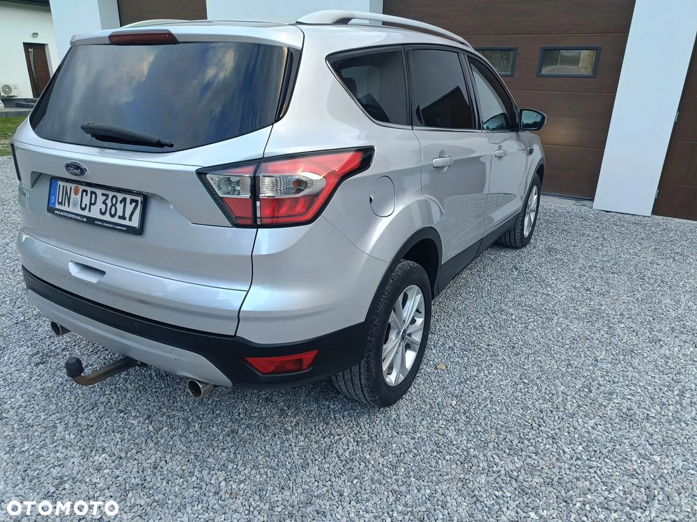Ford Kuga 2.0 TDCi 4x2 Titanium - 17