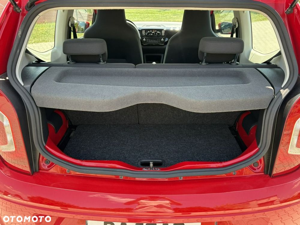 Volkswagen up! spice - 12