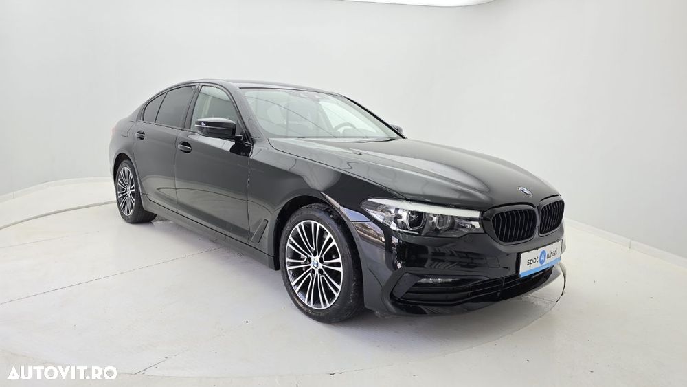 BMW Seria 5 530i xDrive AT - 4