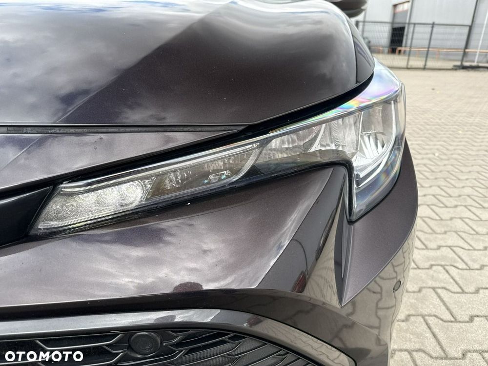 Toyota Corolla 1.8 Hybrid GPF Comfort - 9