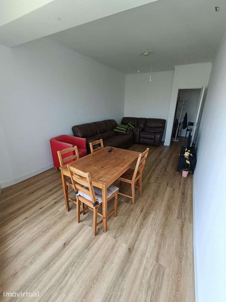 Quarto - localizado em Lisbon - Grande imagem: 5/9