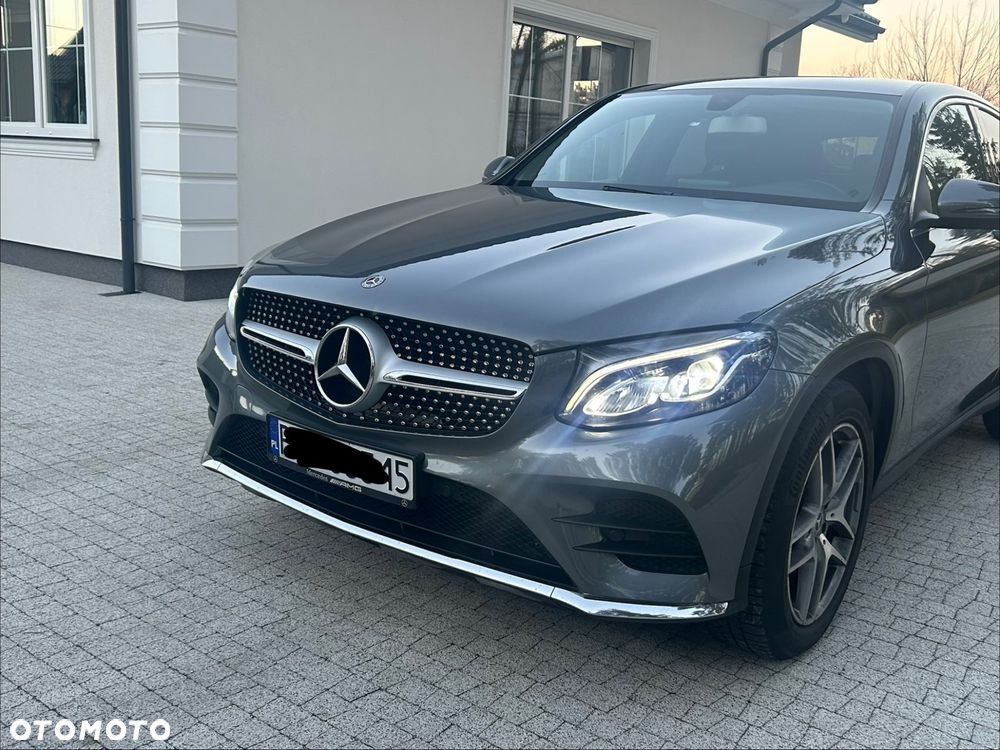 Mercedes-Benz GLC - 12