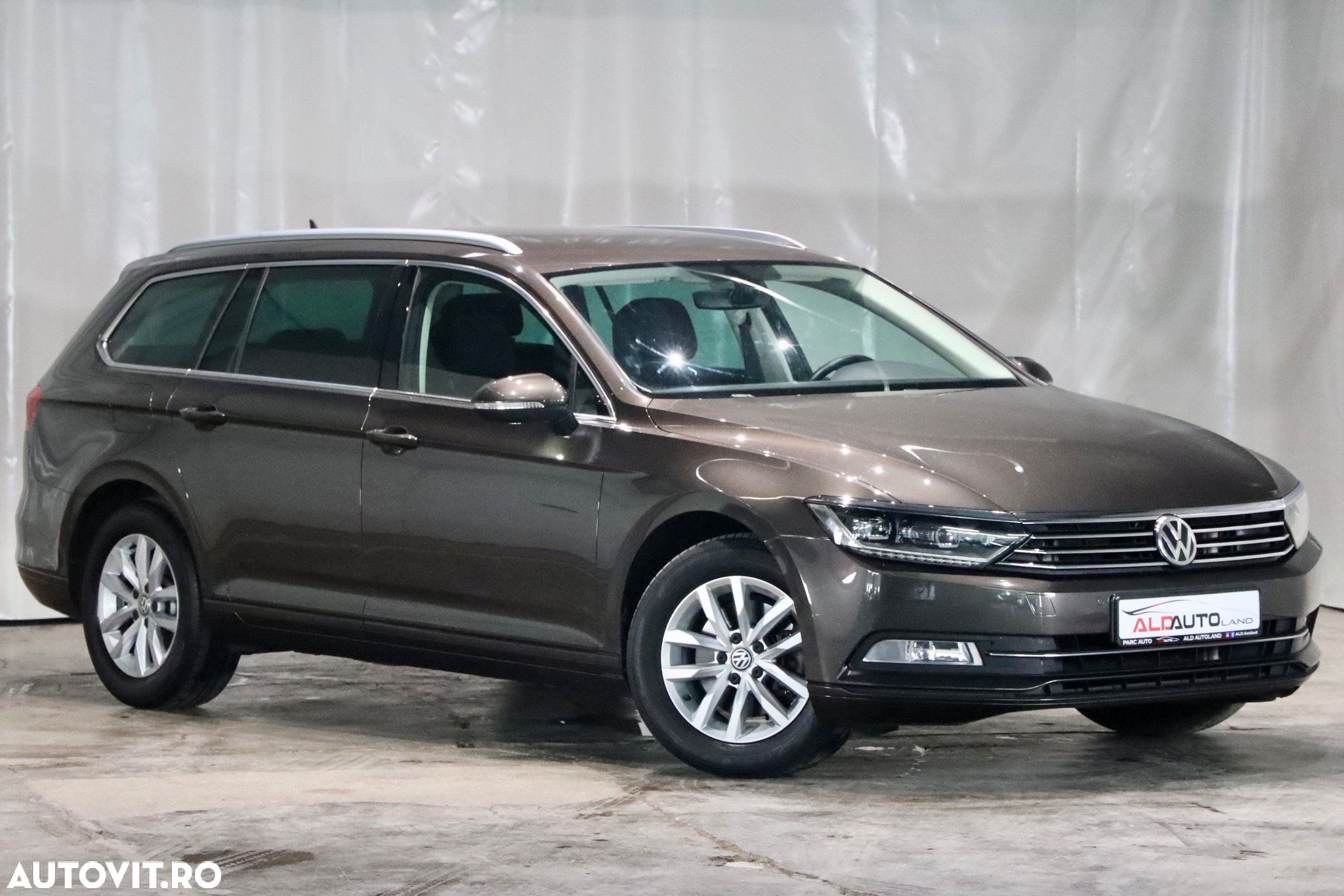 Volkswagen Passat Variant 1.6 TDI (BlueMotion Technology) Comfortline - 3