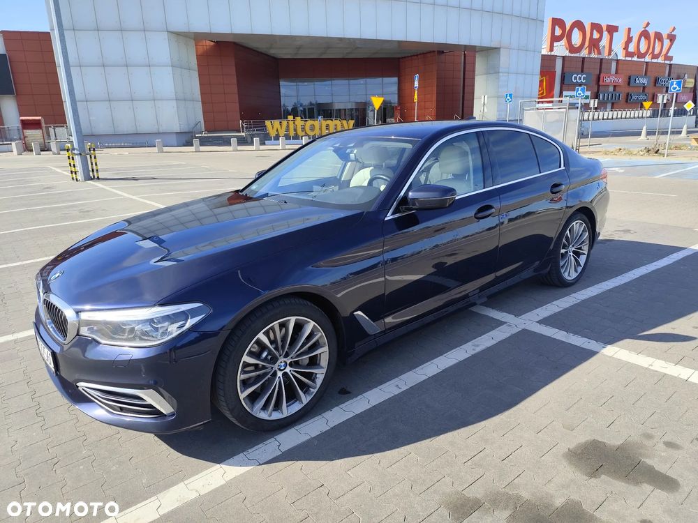BMW Seria 5 530i GPF xDrive Luxury Line - 3