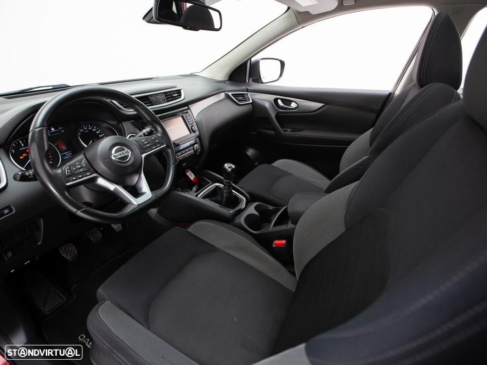 Nissan Qashqai 1.5 dCi N-Connecta - 6
