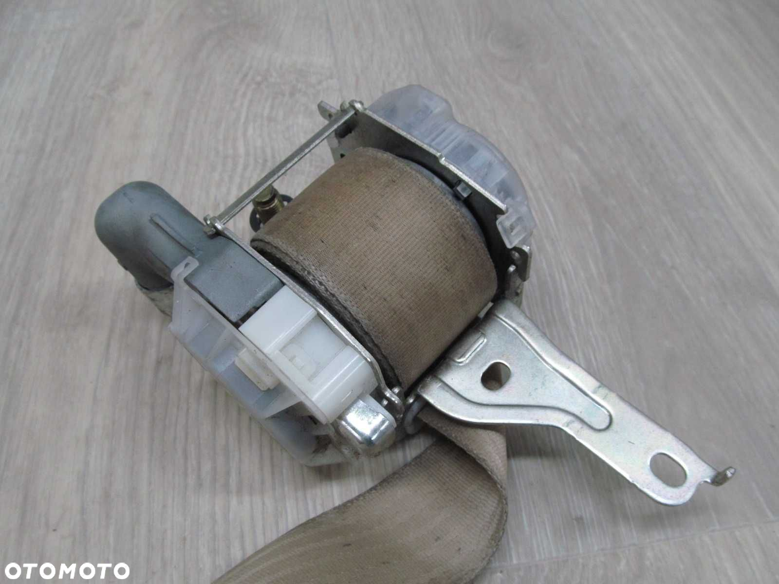 SUBARU FORESTER II SG PAS BEZPIECZENSTWA PRZOD PRAWY 7M7830-P - 4