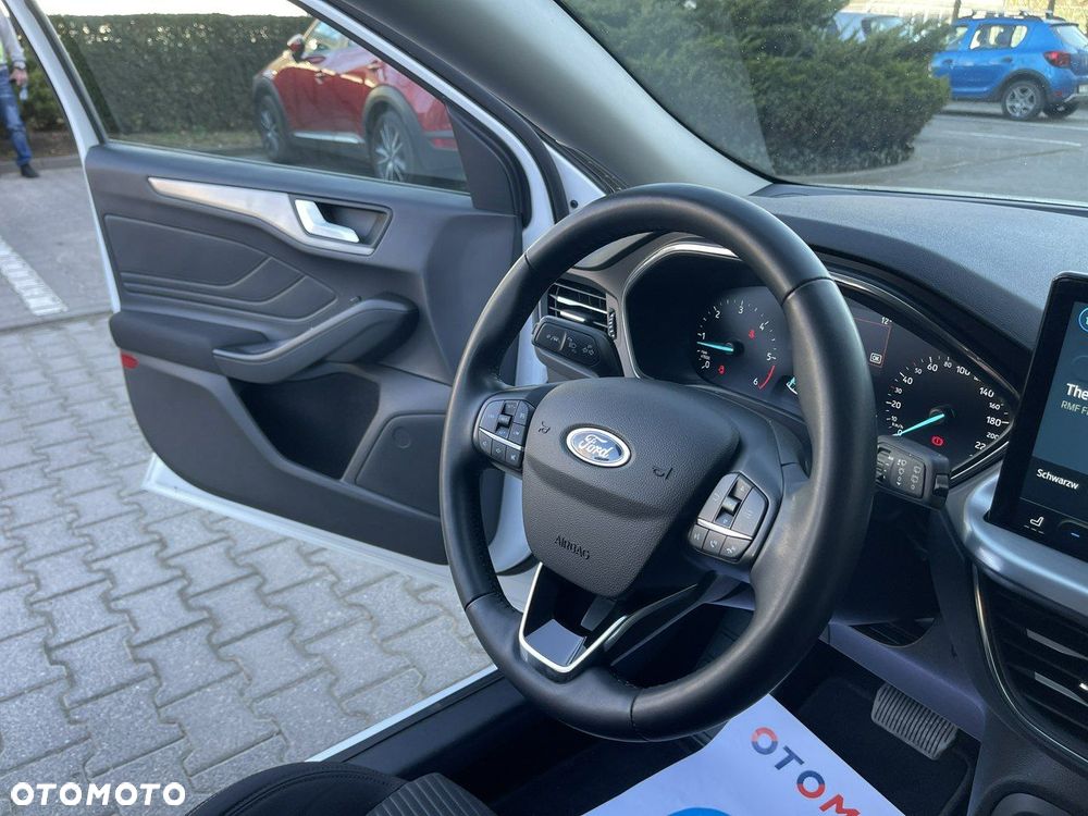 Ford Focus - 29