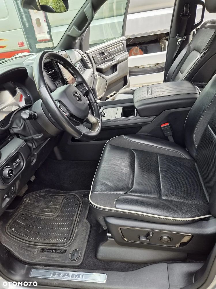 RAM 1500 - 7