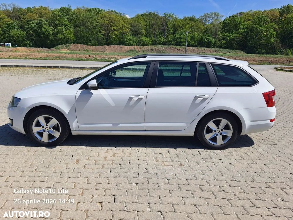 Skoda Octavia 2.0 TDI Style - 3