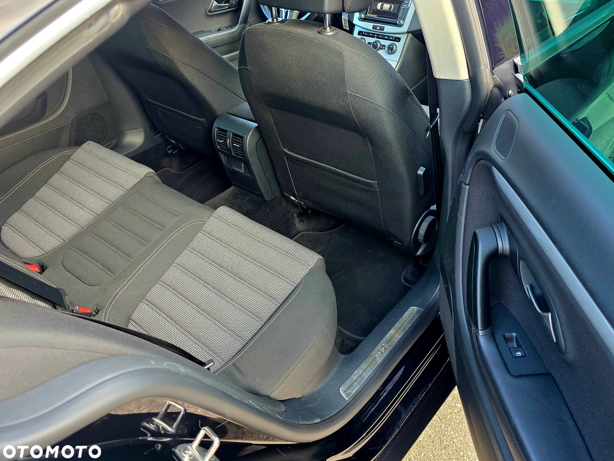 Volkswagen CC 1.4 TSI BlueMotion Technology - 23