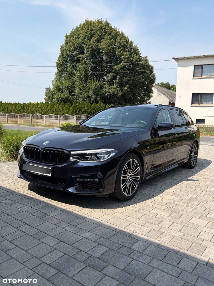 BMW Seria 5 540i xDrive Sport - 3