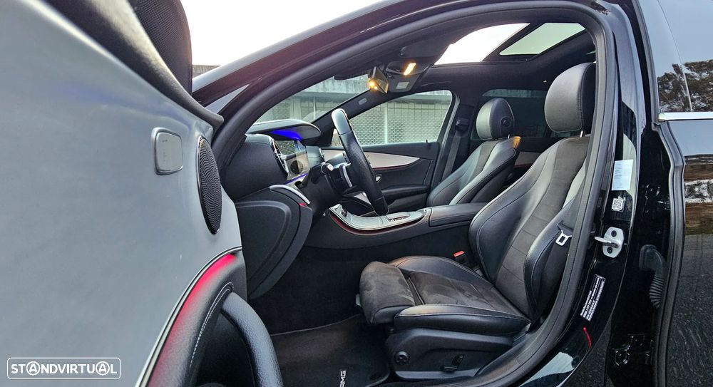 Mercedes-Benz E 300 de 4Matic 9G-TRONIC AMG Line - 17