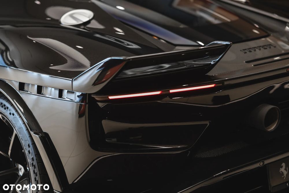 Ferrari Testarossa - 8