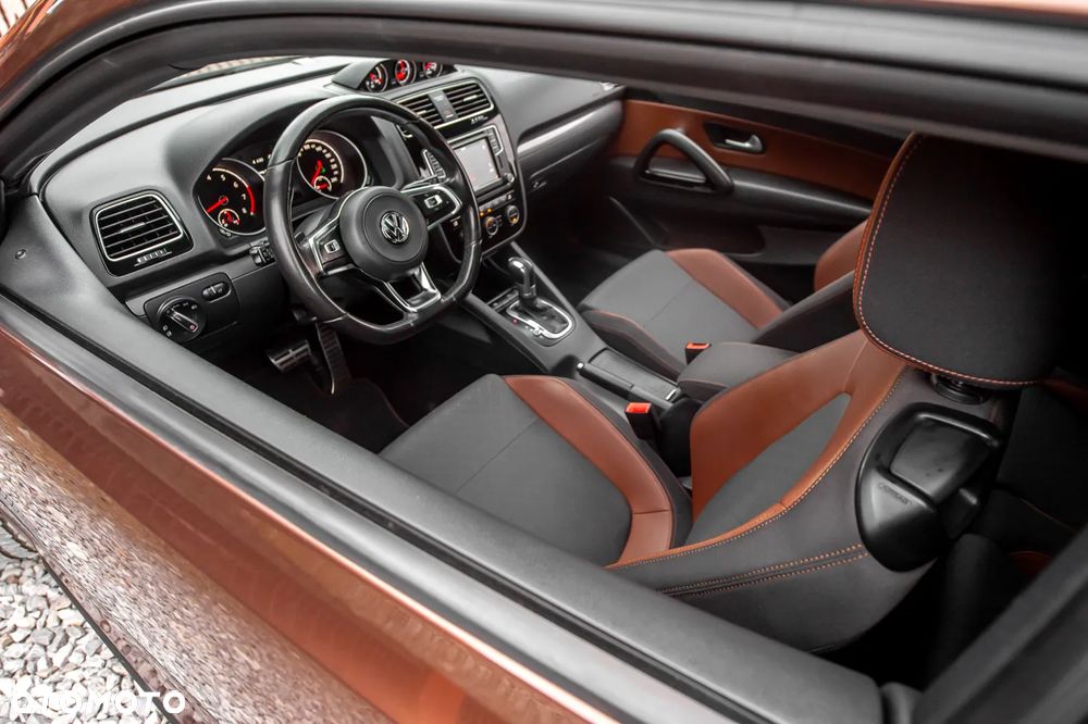 Volkswagen Scirocco 2.0 TSI BlueMotion Technology DSG Allstar - 17