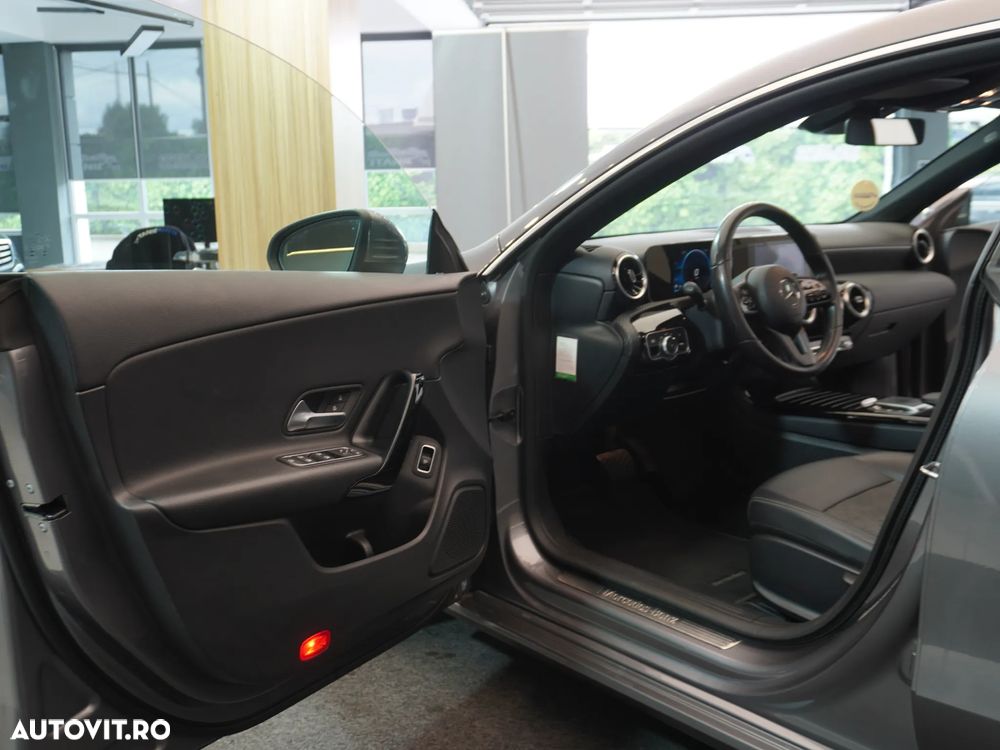 Mercedes-Benz CLA 180 d 7G-DCT - 21