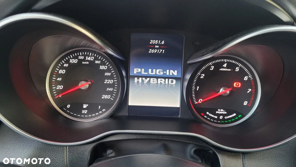 Mercedes-Benz Klasa C 350 e 7G-TRONIC Avantgarde - 31