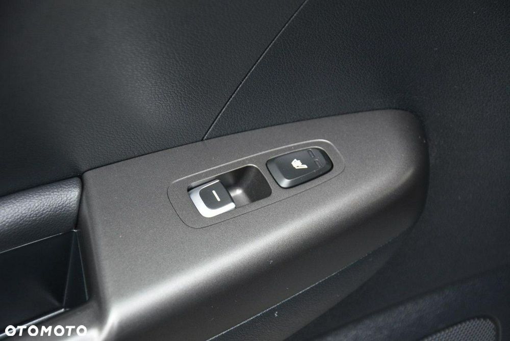 Kia Sportage 1.6 T-GDI L Business Line 4WD DCT - 34