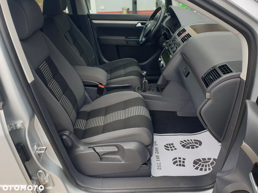 Volkswagen Touran 1.6 United - 14