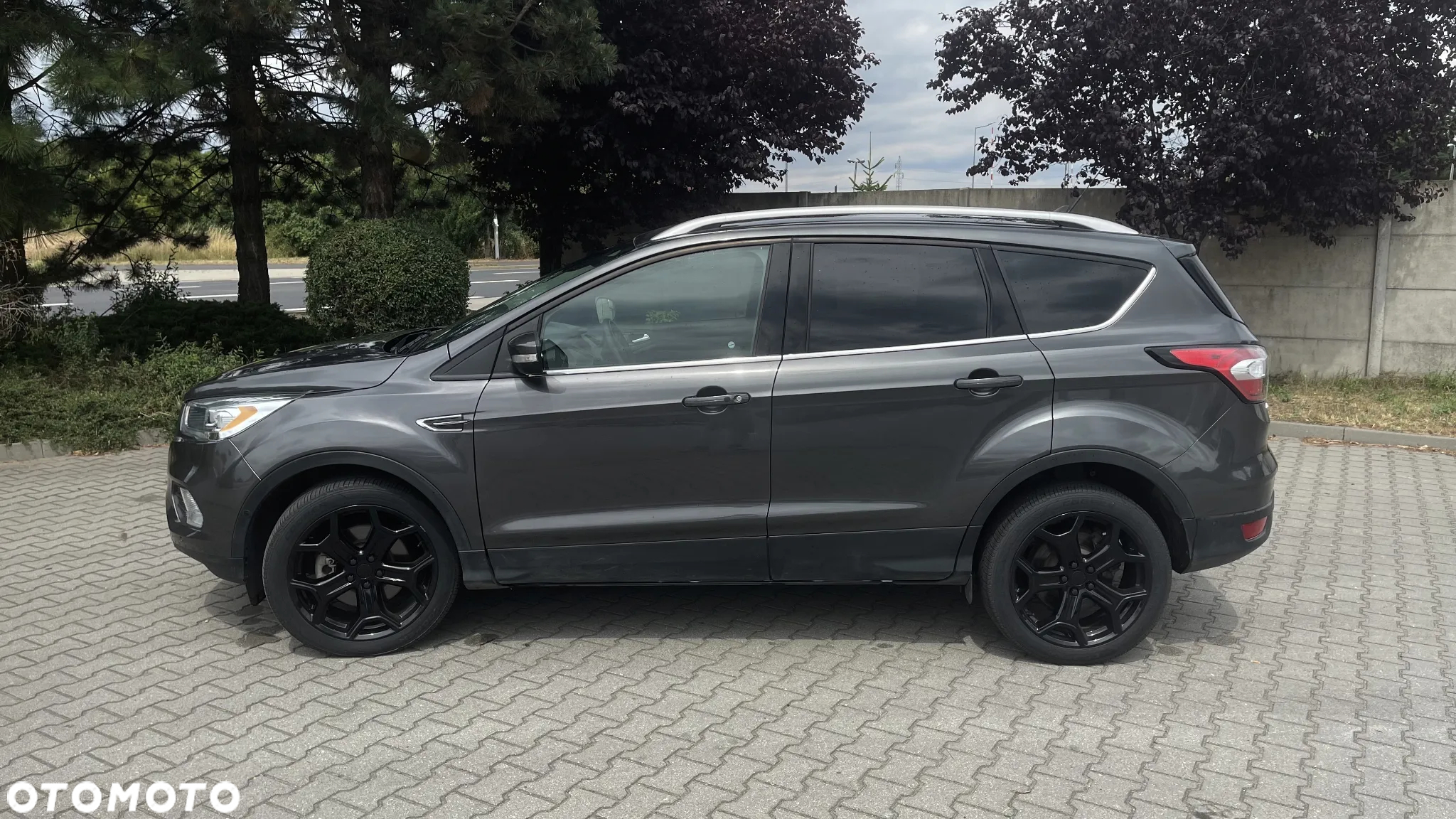 Ford Escape 2.0 EcoBoost AWD Titanium - 5