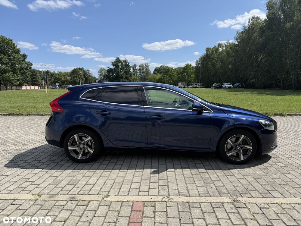 Volvo V40 D4 Ocean Race - 6
