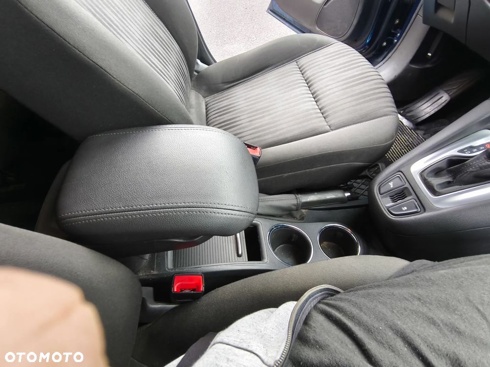 Opel Zafira - 12