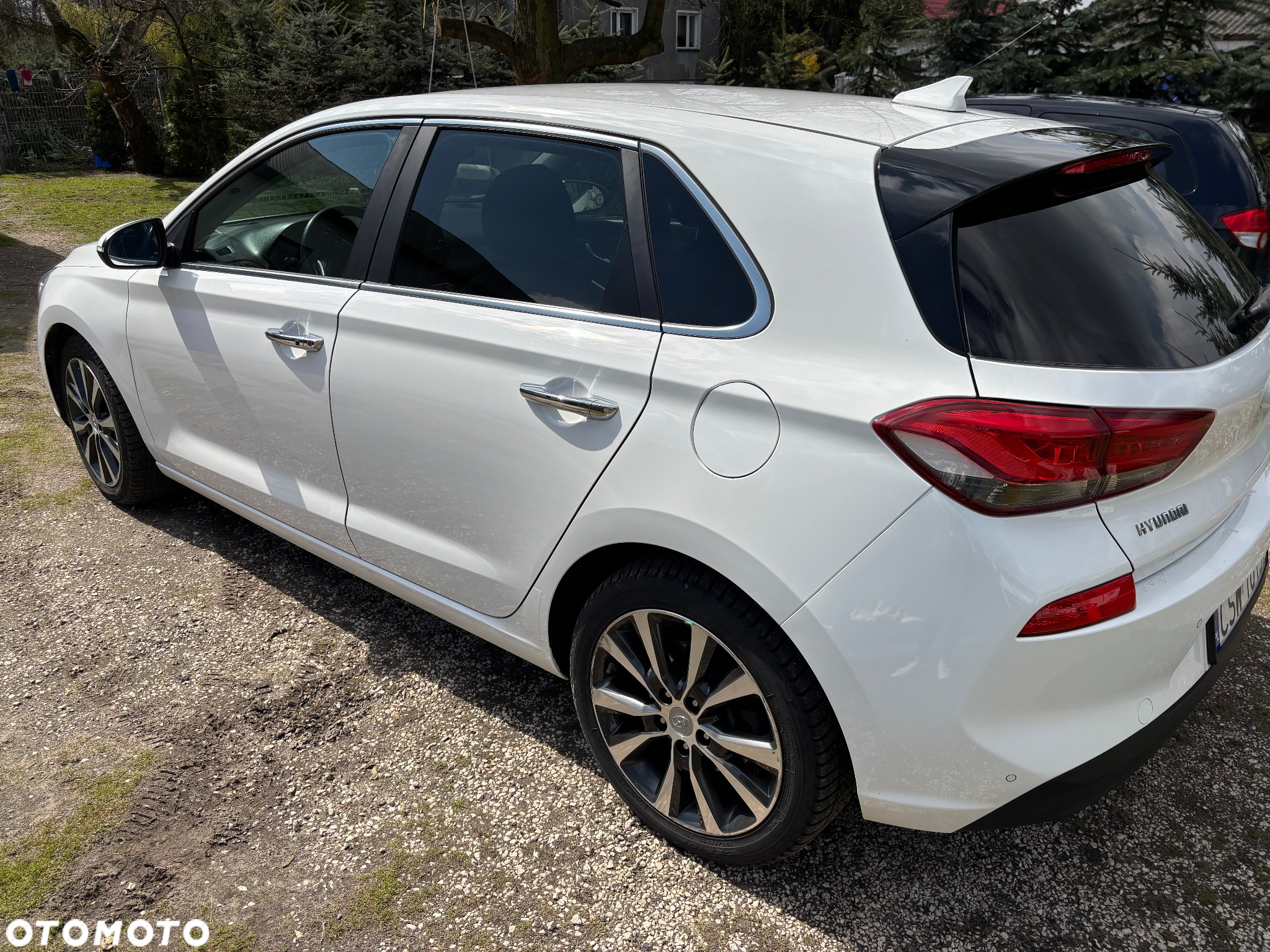 Hyundai i30 1.6 CRDi Premium - 4