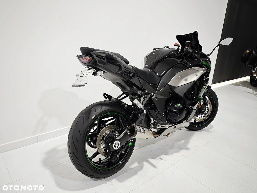 Kawasaki Ninja 1000 SX - 15