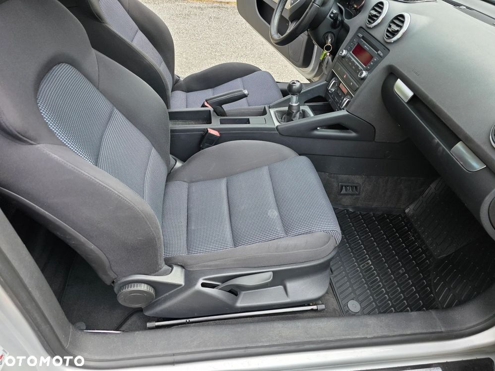 Audi A3 1.6 Ambition - 8