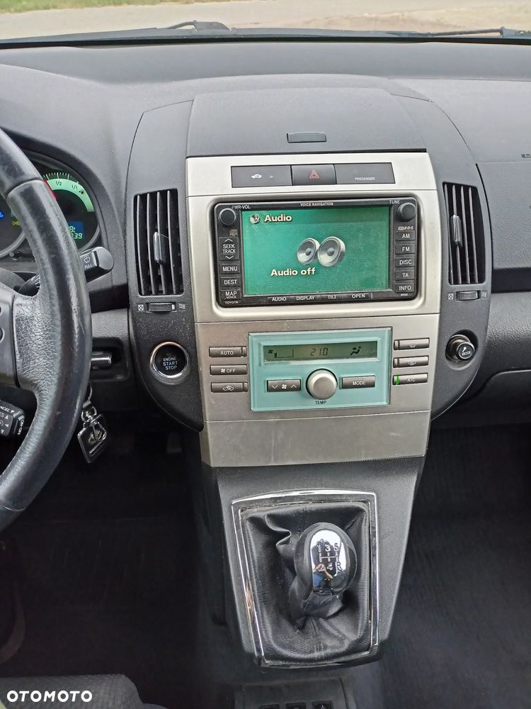 Toyota Corolla Verso 2.0 D-4D Prestige 7os - 3
