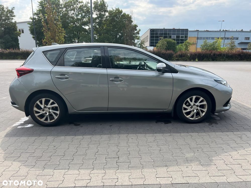 Toyota Auris 1.6 Comfort - 8
