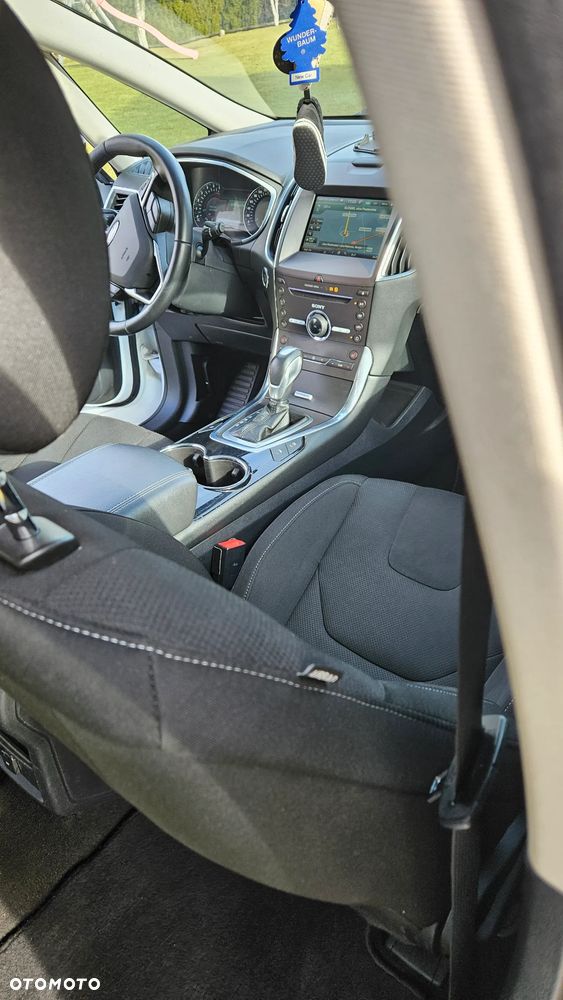 Ford S-Max ver-2-0-tdci-titanium - 16