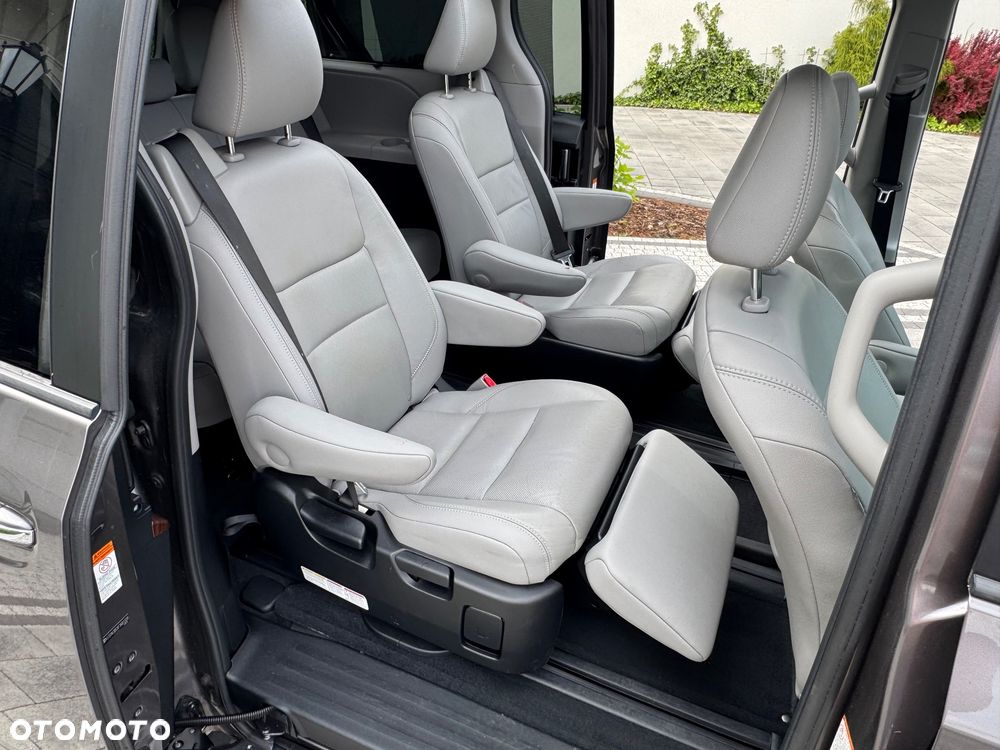 Toyota Sienna 3.5 V6 Limited AWD - 28