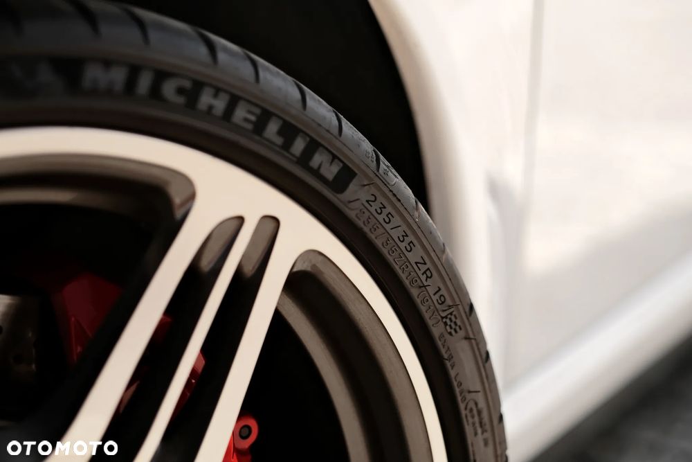 Porsche 911 - 13