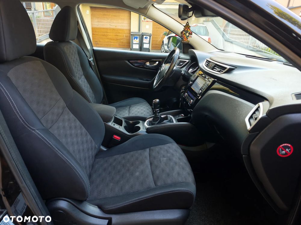Nissan Qashqai 1.2 DIG-T Tekna+ - 26