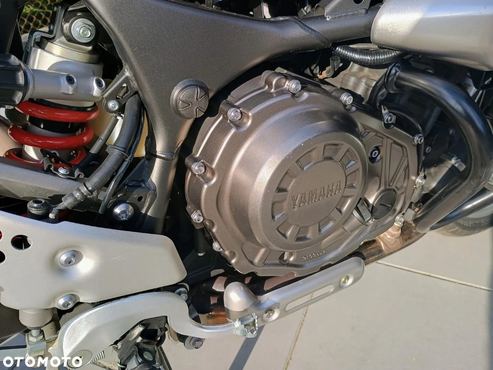 Yamaha XTZ - 16
