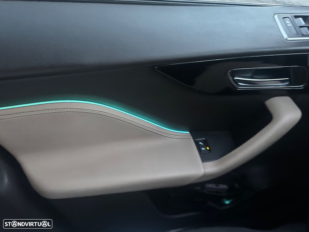 Jaguar F-Pace 2.0 i4D Pure Aut. - 18