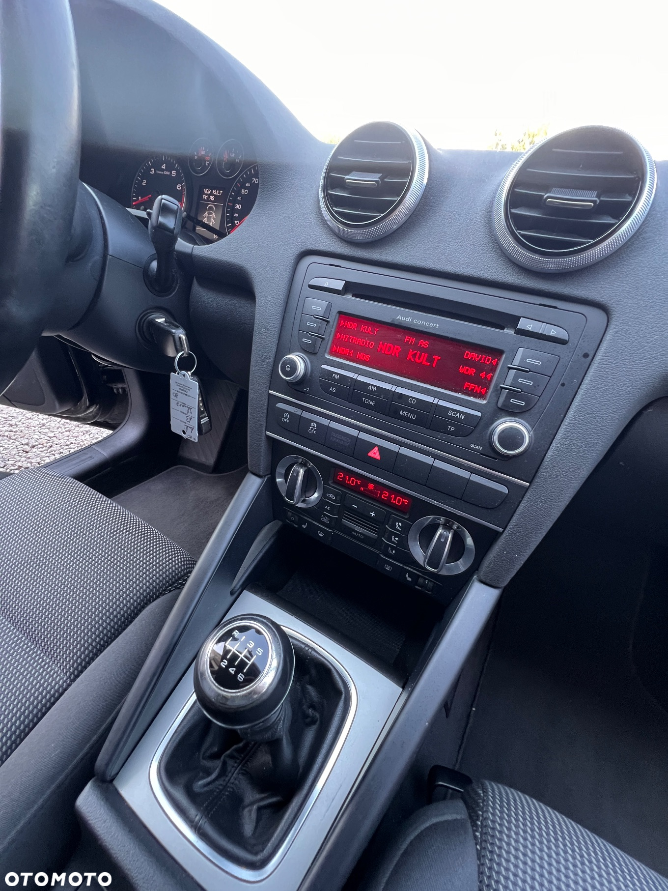 Audi A3 1.4 TFSI Sportback Ambiente - 14