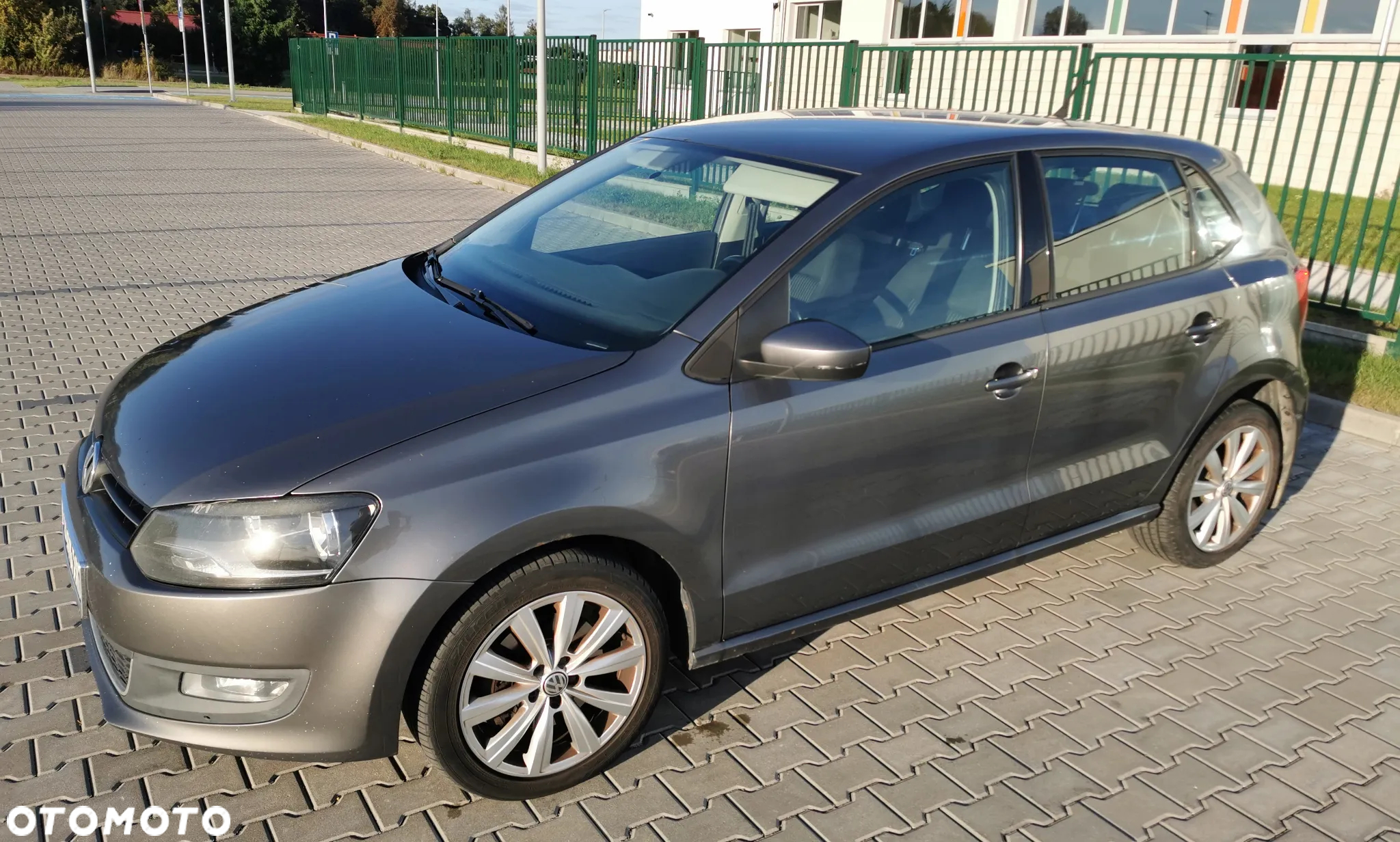 Volkswagen Polo 1.6 TDI DPF Highline - 2