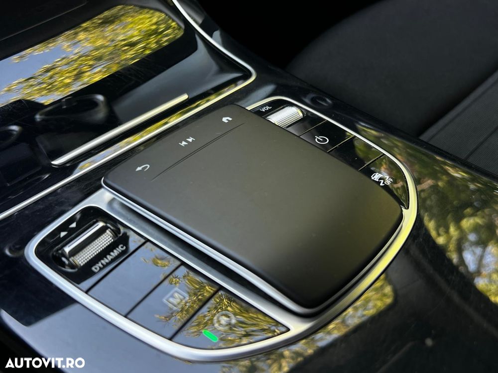 Mercedes-Benz GLC - 15