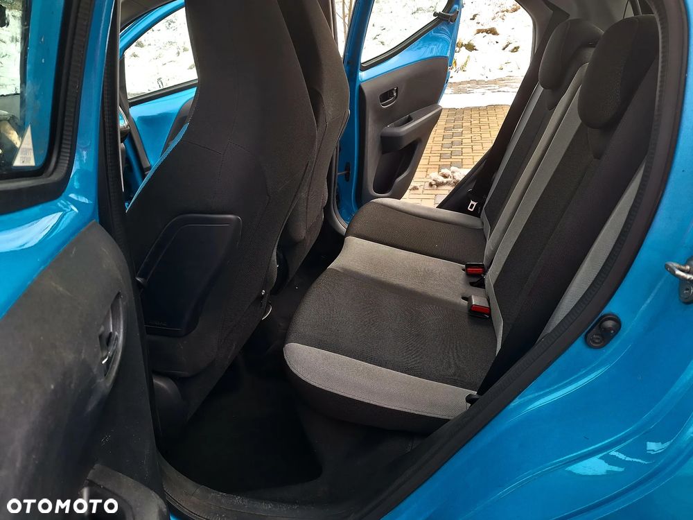 Toyota Aygo x-trend - 16