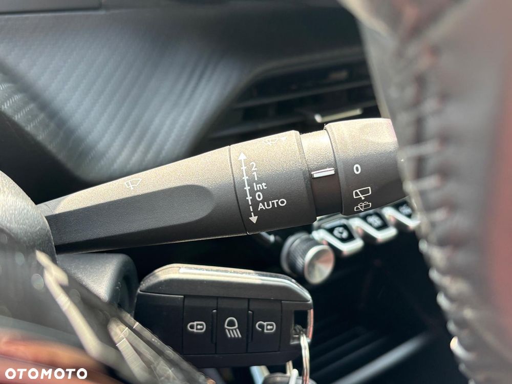 Peugeot 2008 PureTech 100 Active S&S BVM6 - 30
