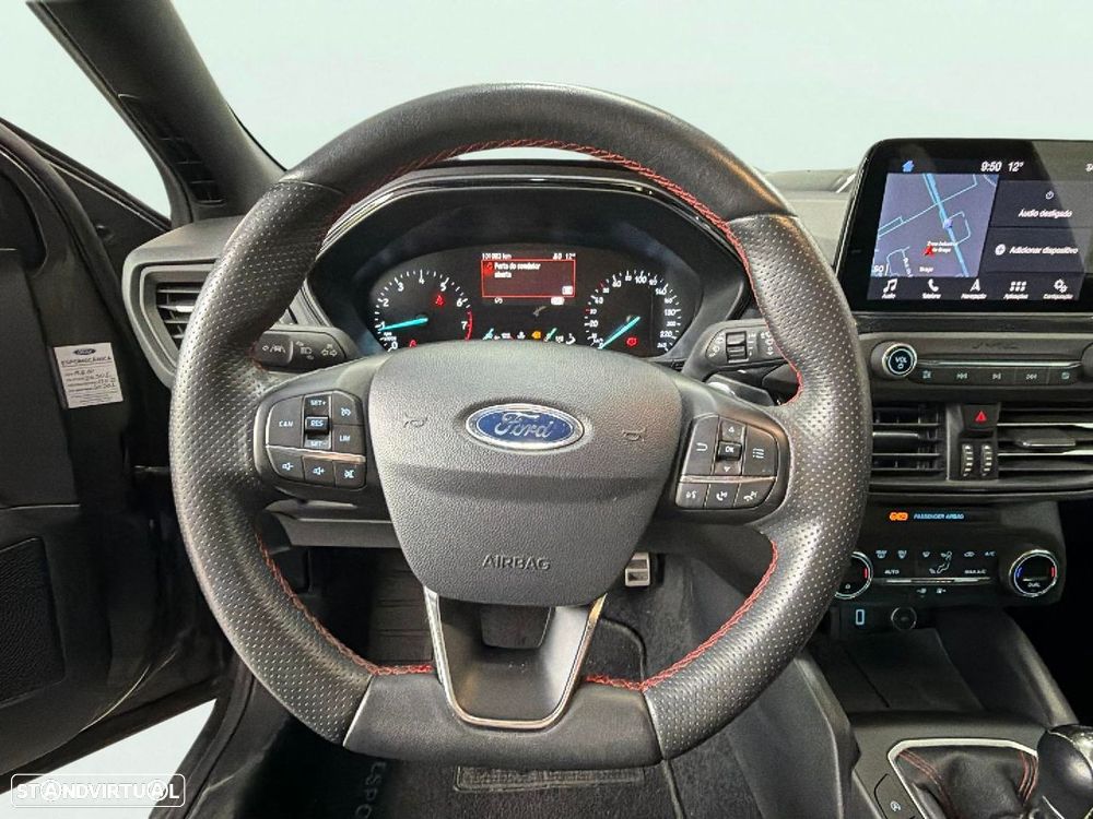 Ford Focus SW 1.0 EcoBoost ST-Line - 10