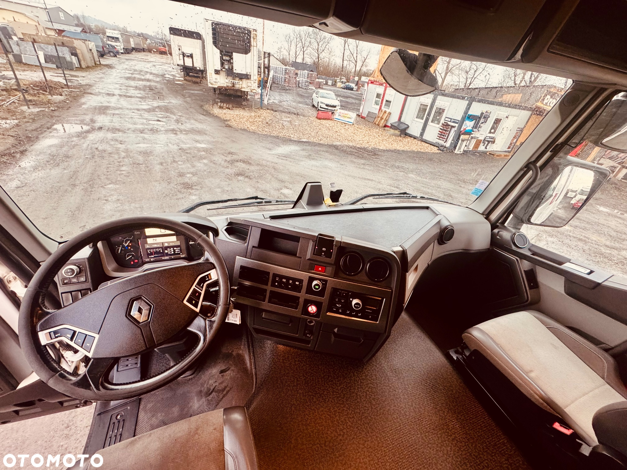 Renault T480 - 9