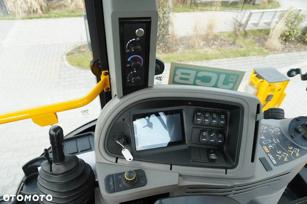 JCB 4CX PRO / 350 MTH!!! / 2023 / joysticki - 25