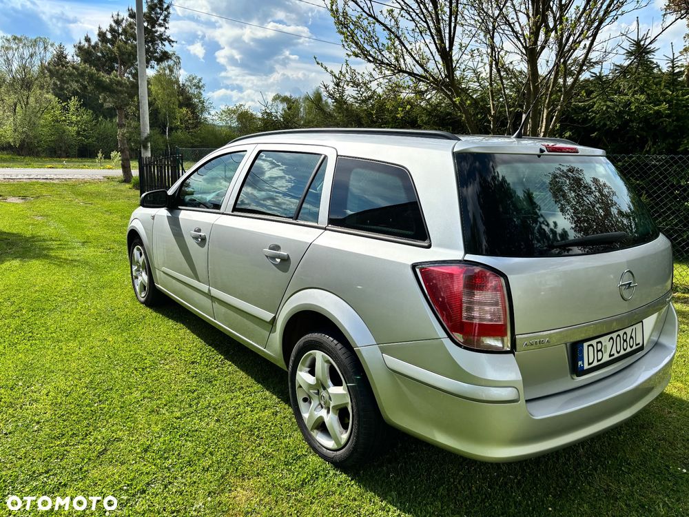 Opel Astra - 4