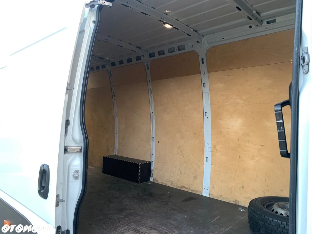 Iveco Daily 35S18 Salon Polska Pierwszy właściciel FV 23% L4H2 - 16