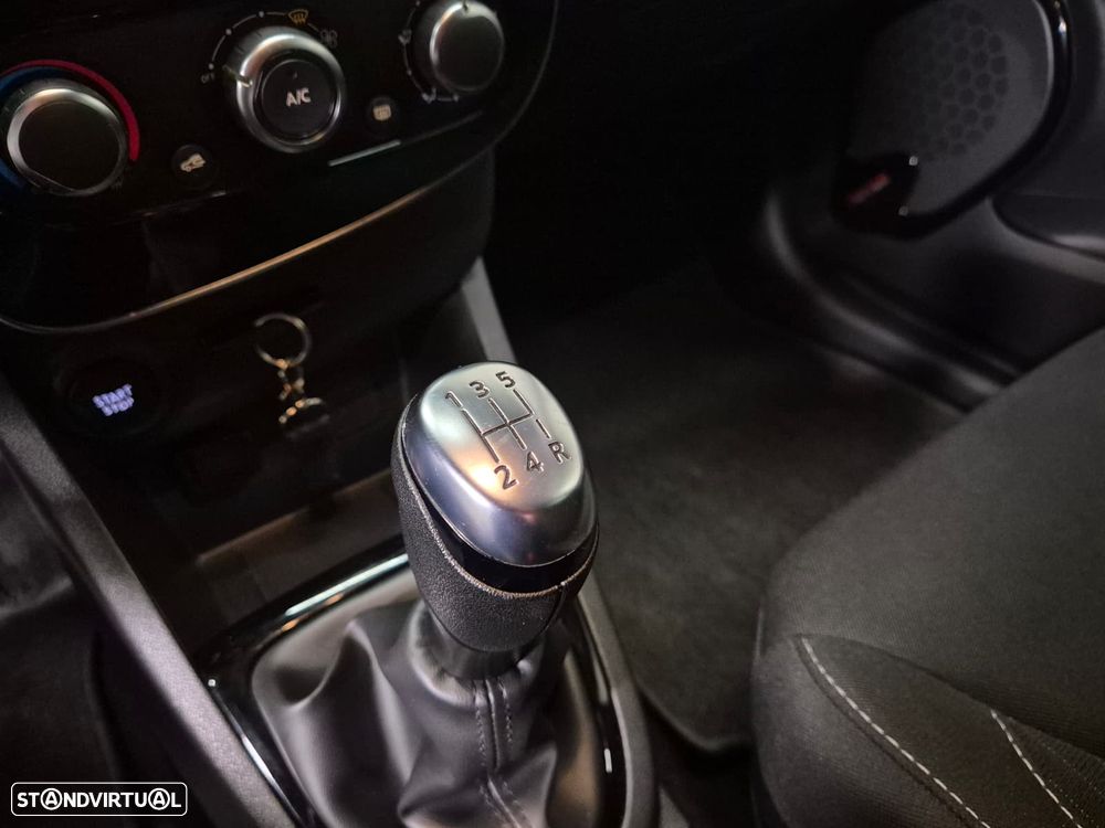 Renault Clio 0.9 TCe Limited Bi-Fuel - 23