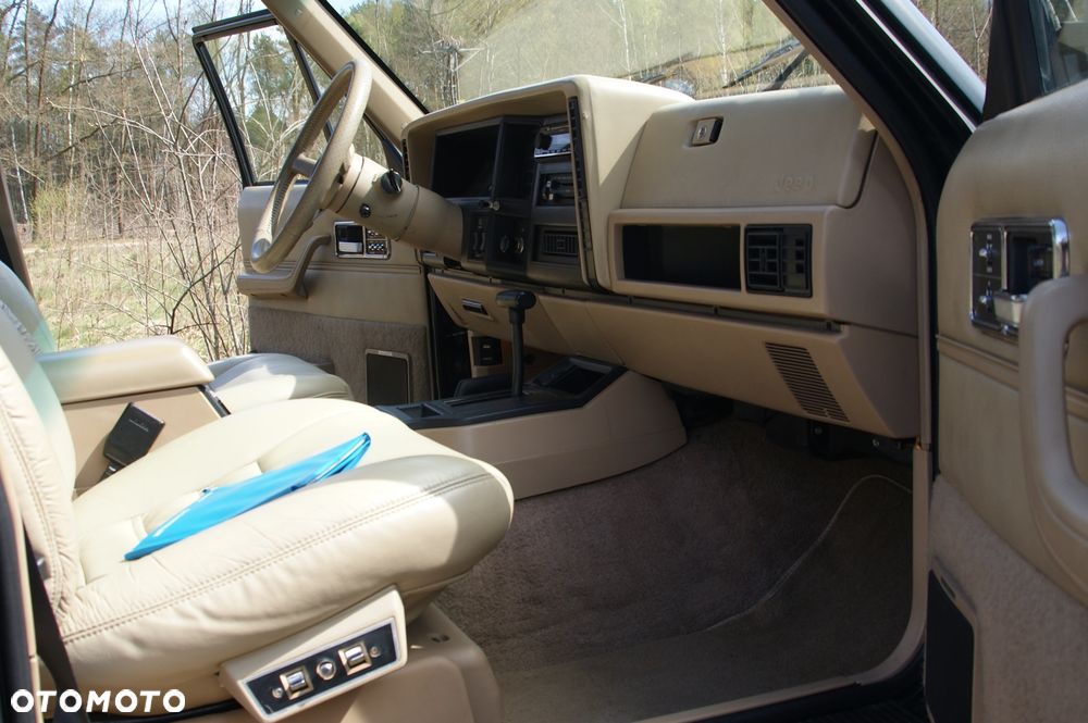 Jeep Cherokee - 12