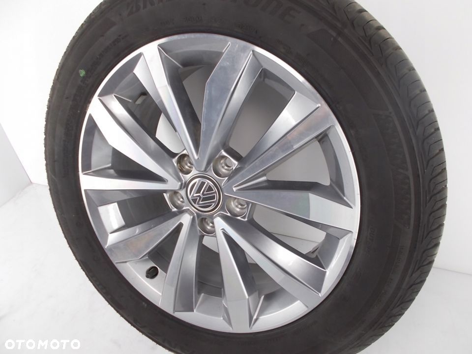 FELGA 17 NOWA ORYGINAŁ VW T-ROC 2GA 601 025 GOLF - 2